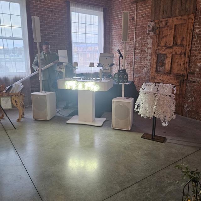 Jason Mello Digital DJ & Uplighting - 2