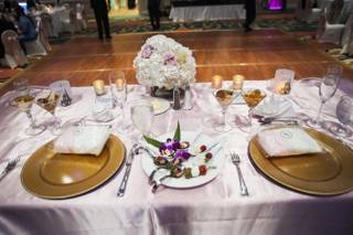 The Rosen Plaza Hotel - 22