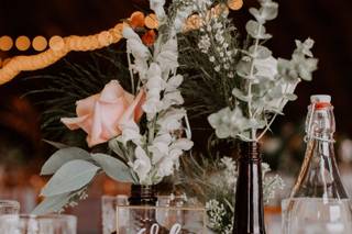 The Photo & Flower Girl - 8