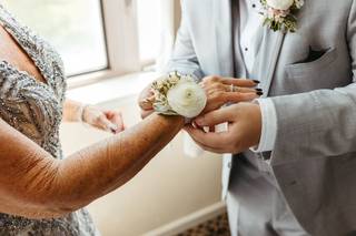 Blossom & Bee Floral & Event Design - 13