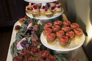 Lemon Tulip Cakes - 6