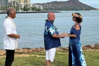 Just Married Hawaii - 12