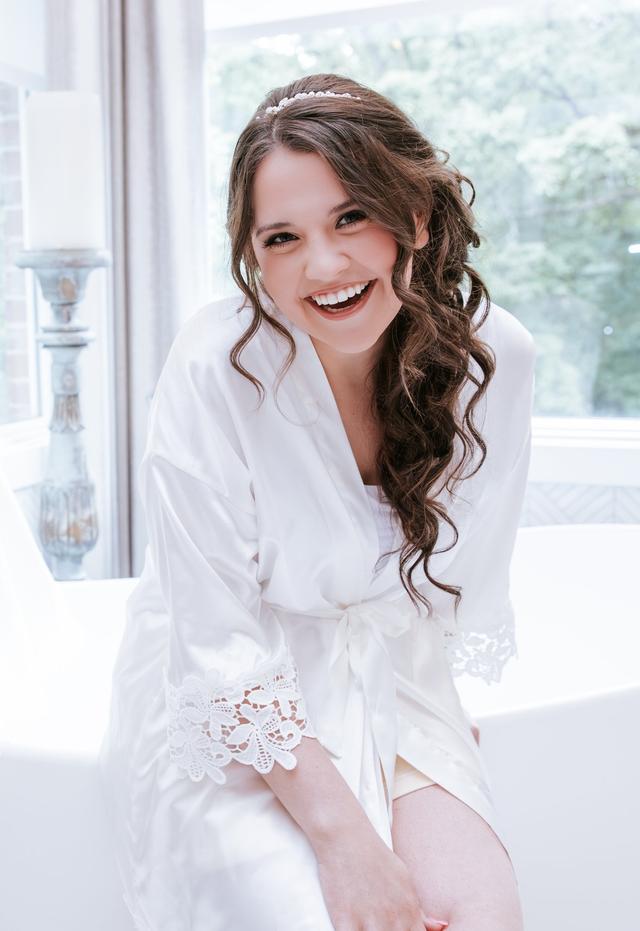 Julie Munn Makeup Artist - 2