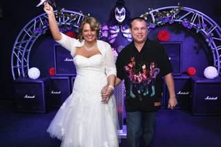 ROCK and ROLL WEDDING CHAPEL - 10