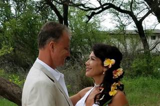 Hawaiian Island Weddings - 22