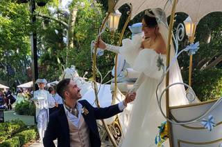 Disneyland Hotel - 14