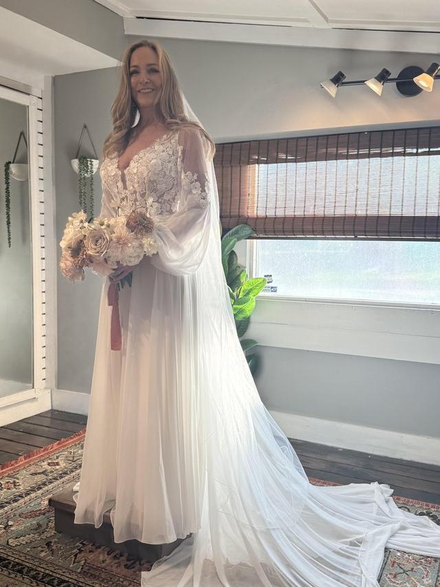 Urban Bridal Shop - 2