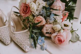 Forget Me Not Florist and Flower Preservation - 9