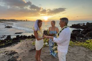 Simple Kona Beach Weddings - 8
