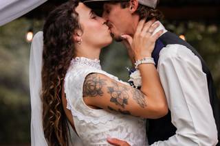 Savi Photos LLC - 9