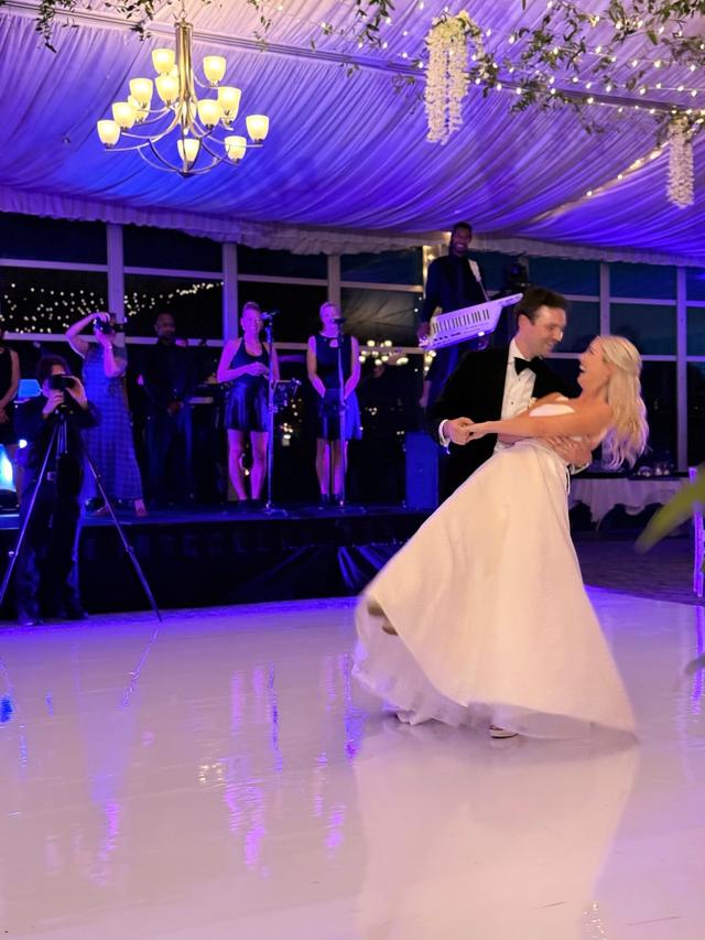 Green Fourteen Weddings - 2