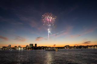 Sunset Terrace at Chelsea Piers - 10