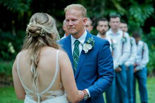 Wonderland Bridal - 10