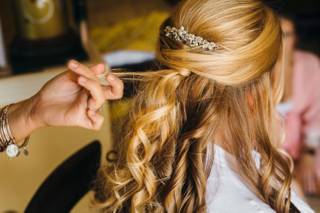 Glimmer Hair & Makeup - 114