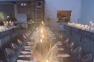 Mi Vintage - Farm Tables & Lounge Rentals - 30