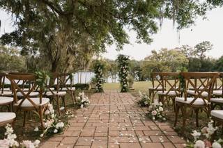 Lavender & Lace Wedding Florist - 10