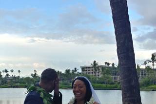 Hawaiian Island Weddings - 23