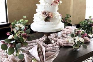 Sprinkles Custom Cakes - 41