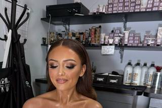 Carolyns Makeup Artistry - 6