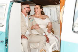 WildHearts Photo Booth Bus - 7