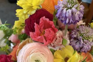 Fanciful Floral Design and Wedding Planning - 7