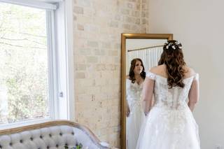 Linh's Bridal & Alterations - 19