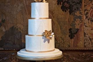 Sprinkles Custom Cakes - 44