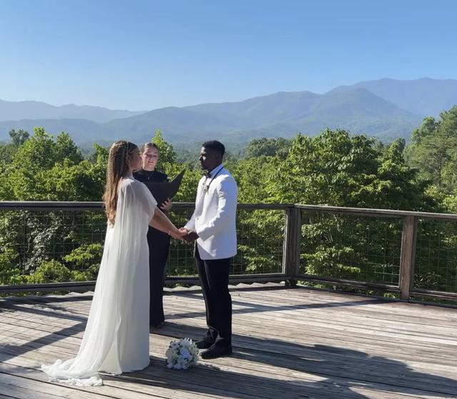 Above The Mist Wedding Services - 1