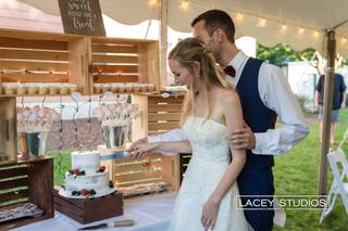 Jane's Cakes and Confections - 16