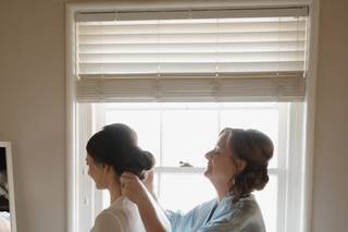 Pink Dots Salon & Boutique - 6