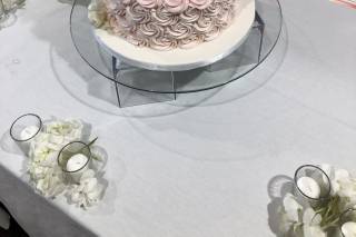 Adina's Cakery - 15