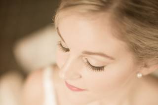 Timless Salon & Bridal Studio - 64