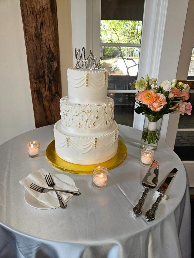Bing's Bakery - 2