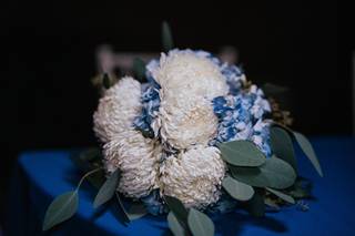 Violets In Bloom Florist - 28