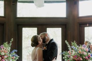 Willow Oak Flower and Herb Farm - 9
