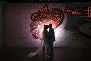 Vegas Weddings - 10