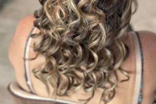 Lizzie Ibarra Hair & Airbrush Make-up Artist - 8