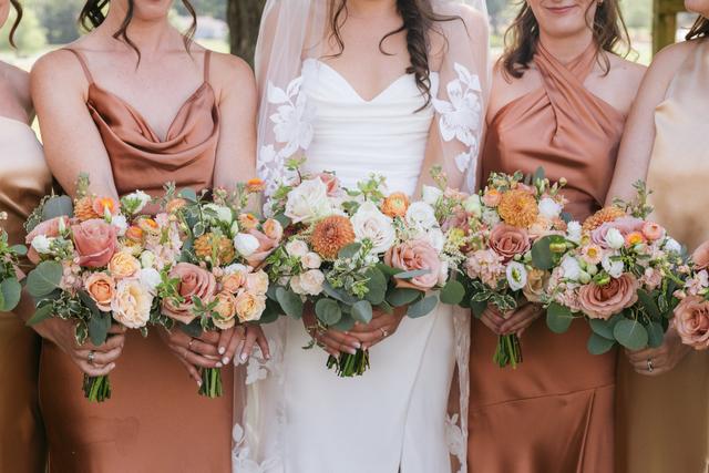Distinct Florals Designs by Anne Marshall - 4