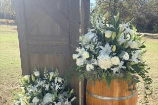 Jessica's Flowers & Gifts - 4