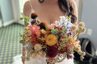 Royal Bee Flower Co. - 5