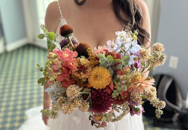 Royal Bee Flower Co. - 1