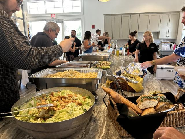 Lynn's Catering of Tampa - 4