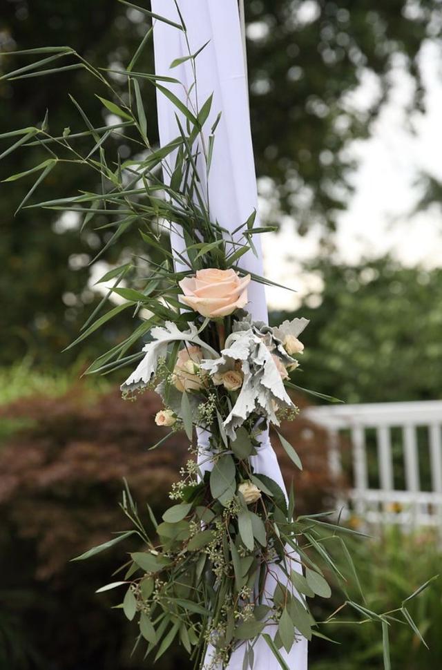 Bassett Flowers and Gifts - 3