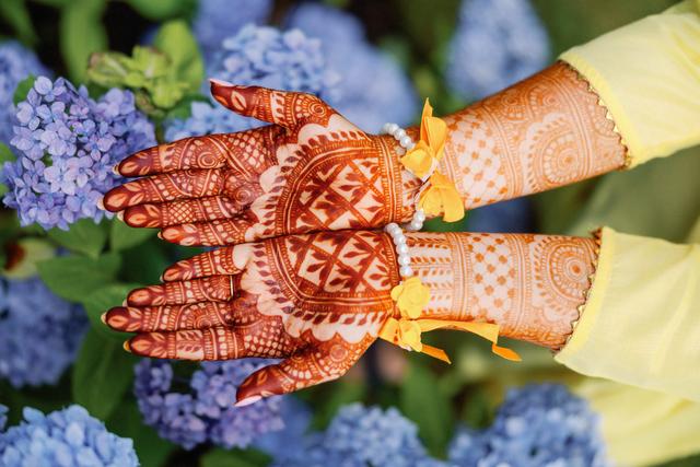 Henna by Ruhi - 1
