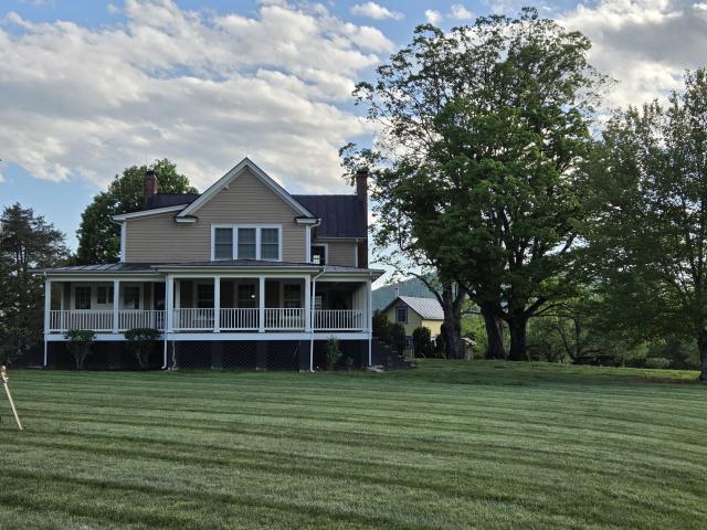 Cedarmere In The Blue Ridge - 3