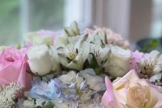 Irene's Flower Market - 5