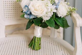 J Designs, A Wedding Flower Boutique - 8