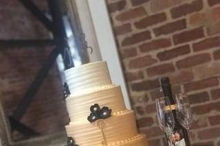 Acuna's Custom Cakes - 75