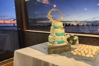 CaraMel's Bakery - 5
