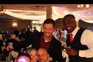 Hemmelgarn Entertainment DJ & Photo Booth Services, LLC - 21